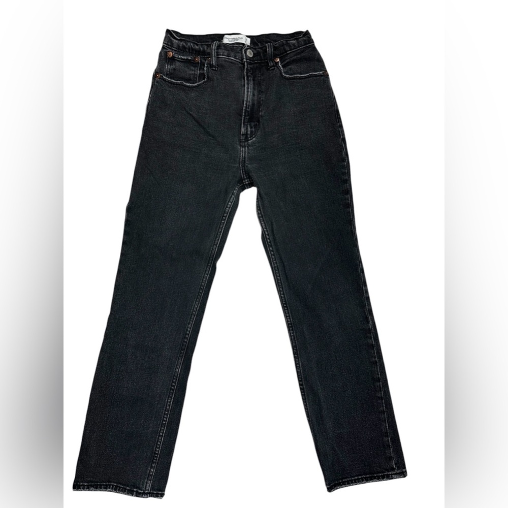 Abercrombie & Fitch Ultra High Rise Ankle Straight Jeans Women's Size 26/2